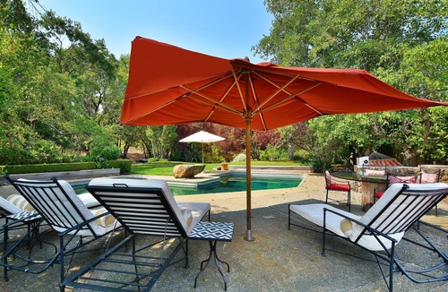 St. Helena House | Estate Above the Clouds