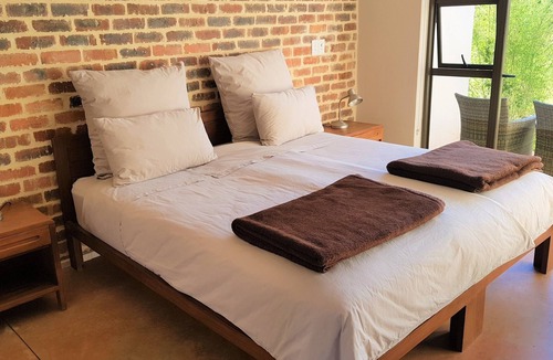 Hekpoort House | Esther's Country Lodge