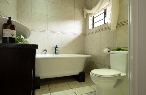 Beacon Bay Bed & Breakfast | Europa Bed and Breakfast
