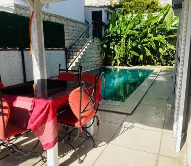 Alacati Villa | Evalacati - Villa Palma-Tamamen Müstakil Villa