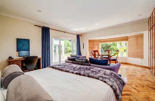 Bergvliet House | Exceptionally Spacious, this double story home has so much to offer