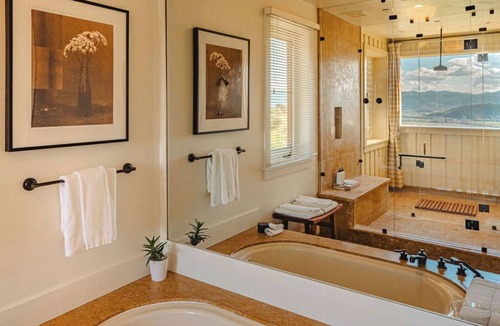 Yountville Bed & Breakfast | Exclusive Luxury Retreat in Napa Valley Wine Country