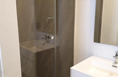 Hillhead Apartment | Exclusive Sea view Coral Point Studio