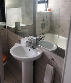 Newton Park Apartment | Exclusive townhouse Newton Park