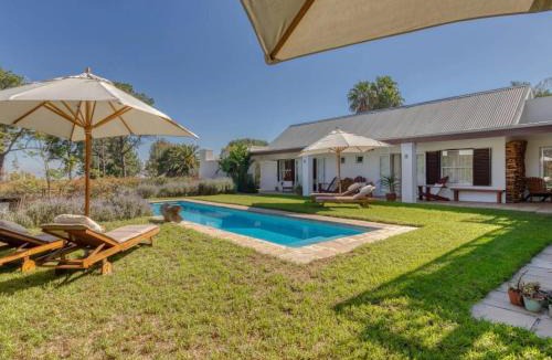 Somerset West Bed & Breakfast | Explorer Guesthouse