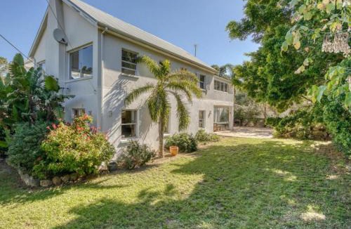 Somerset West Bed & Breakfast | Explorer Guesthouse