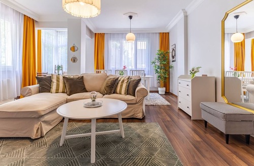 Gayrettepe Apartment | Exquisite Flat Close to Zorlu in Besiktas