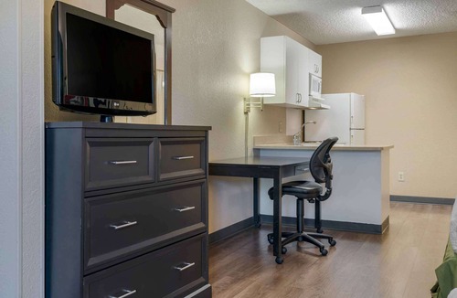 Southwest Santa Rosa Hotel | Extended Stay America Suites Santa Rosa South