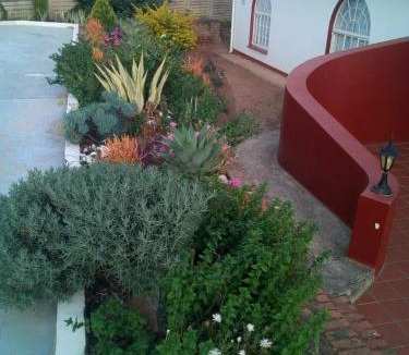 King William's Town House | Ezamampondo Guest House