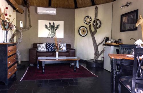 Maruleng Cabin | Ezulwini Game Lodges