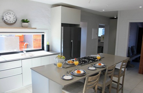 Sedgefield House | Fabulous four bedroom main house with WiFi in Sedgefield, near to the beach
