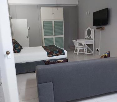 Uvongo Bed & Breakfast | Fairway Guest Lodge