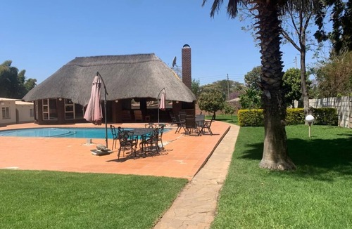 Greater Johannesburg Metropolitan Area House | Falcon Guesthouse