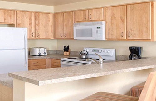 Seaside Gilbert District Resort | Family Friendly Beachfront Resort on the Promenade with Ocean Views!