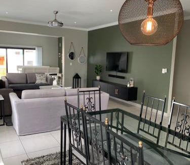 Gordon's Bay House | Family Friendly Home