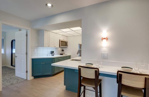 San Jose Hotel | Family-friendly! Spacious Suite with Full Kitchen, Pets Allowed, Free Breakfast