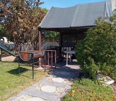 Velddrif House | Faodail Guest House