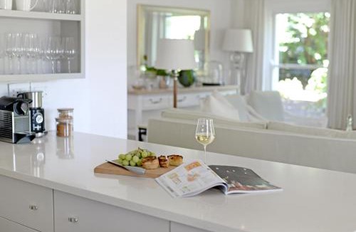 Franschhoek Villa | Farm Lorraine Lake Cottage, Loft Cottage and Garden Cottage