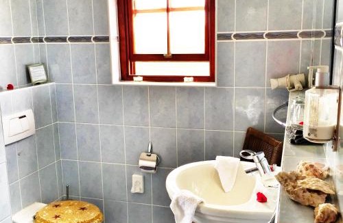 Paternoster House | Farr Out Guest House