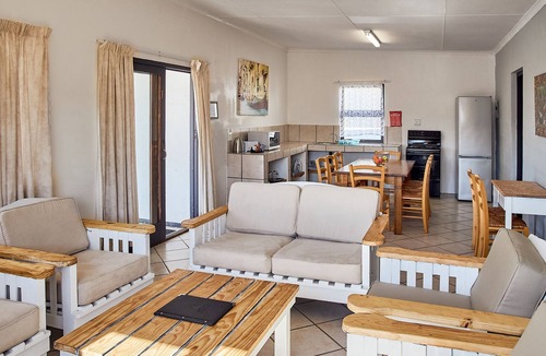 Mgxotyeni Hostel | First Group Hole in the Wall Backpackers