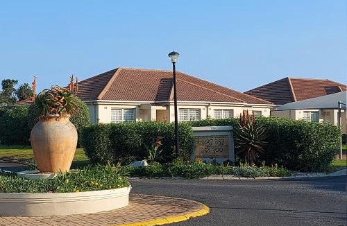 Hermanus Apartment | First Group Hermanus Beach Club