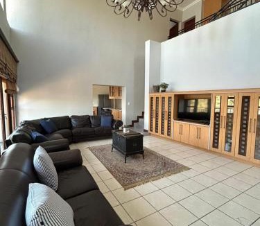 Bela-Bela Villa | Fish Eagle Bay 28, Warmbaths