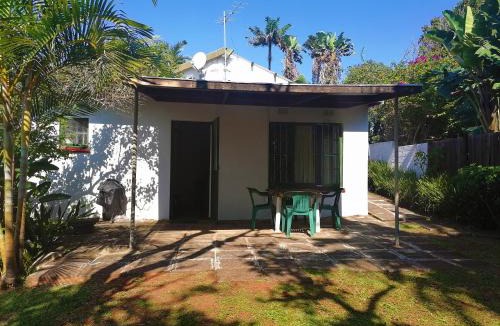 Port Edward Apartment | Fishermans Cottage - BillsBest