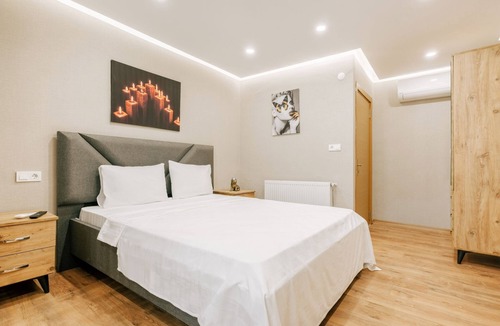 Yakuplu Apartment | Flat w Jacuzzi 2 min to Metro, Near Marmara Park