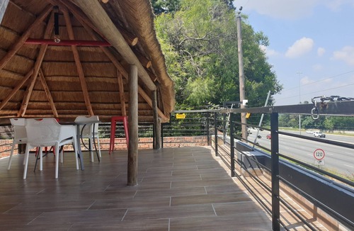 Randpark Ridge Cabin | FM GUEST LODGE