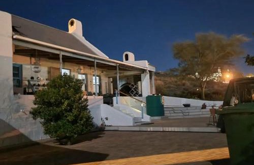 St. Helena Bay House | Foot-loose & Fancy Free