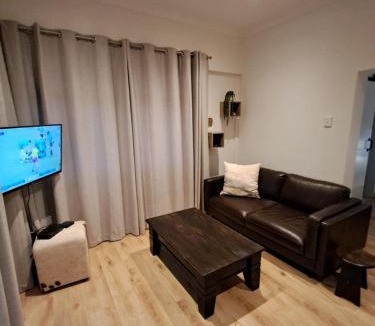 Pietermaritzburg Apartment | Forest View Cottage