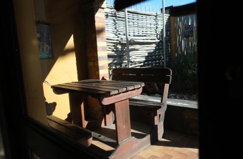 Paarl Bed & Breakfast | Foundation Stones Lodge