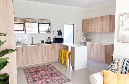 Middelburg Apartment | Fountain on the Fairway