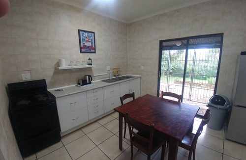 Graskop House | Four Seasons Guest House