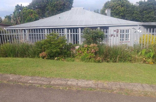 Graskop House | Four Seasons Guest House