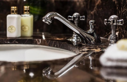 Greater Johannesburg Metropolitan Area Hotel | Four Seasons Hotel The Westcliff