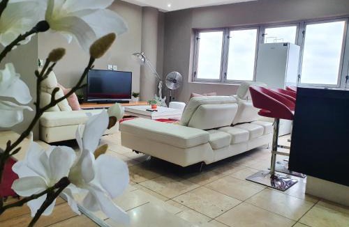 Downtown Johannesburg Apartment | Franklin L Apartment