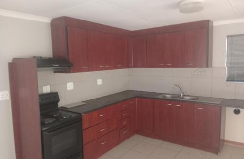 Universitas Apartment | FRANS GUEST house