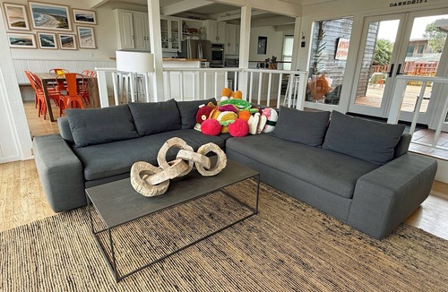 Stinson Beach House | Fresh and Lovely Inner Lagoon Home