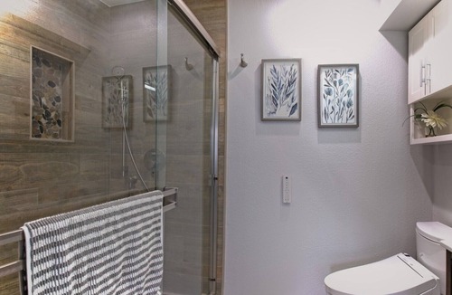 El Granada Apartment | Freshly Renovated Oceanview 2-BR Apartment