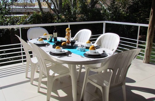 Bloemfontein House | Fully Furnished 3 Bedroom House In in Pentagon Park Bloemfontein