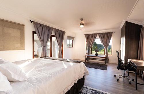 Brandwag Apartment | Fungamukaba Sanctuary - Stone Cottage
