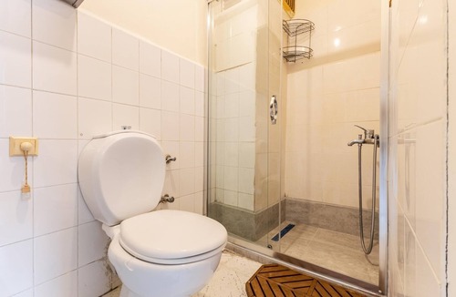 Moda Apartment | Furnished and Spacious Flat in Central Kadikoy