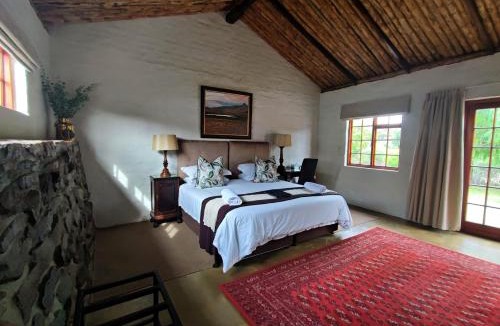 Nieu-Bethesda House | Ganora Guest Farm, Camping and Excursions