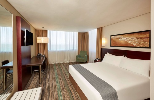Humewood Hotel | Garden Court Kings Beach