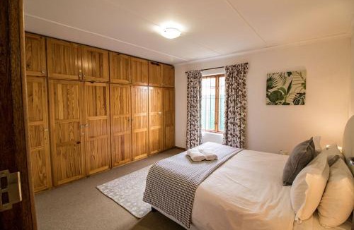Graaff-Reinet House | Garden Cottage