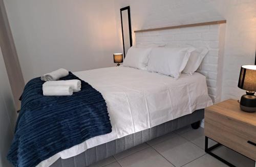 Parow North House | Garden studio flat