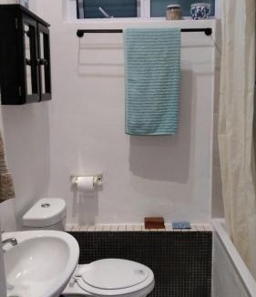 Rosebank Apartment | Garden View Getaway