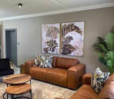 Kimberley Apartment | Gariep Airbnb Kimberley
