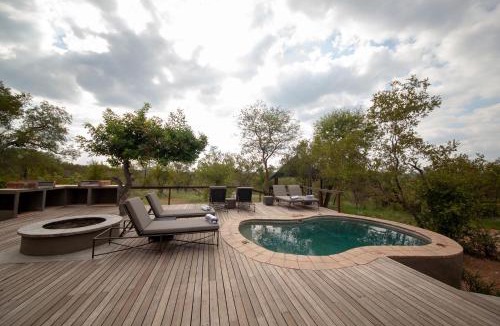 Gravelotte Cabin | Garonga Safari